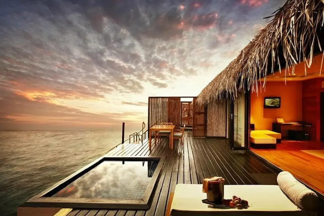 Adaaran Prestige Vadoo: photograph published by The Travel Book with this package