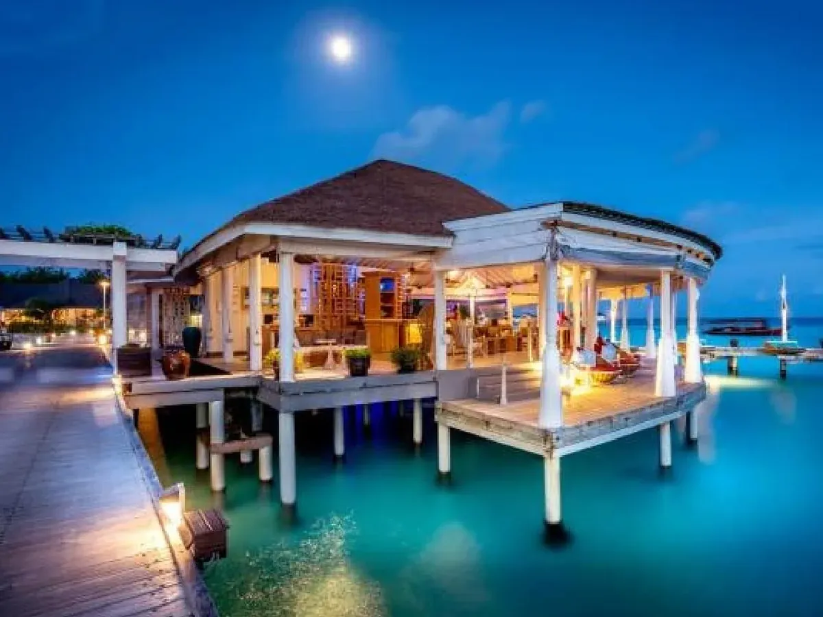 Centara Grand Island Resort: photograph published by The Travel Book with this package