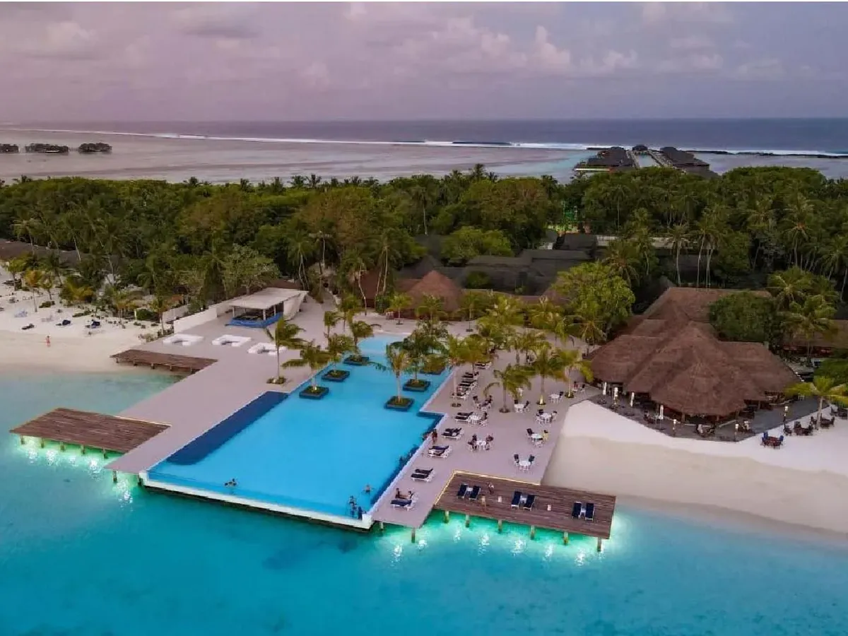 Villa Nautica, Paradise Island: photograph published by The Travel Book with this package