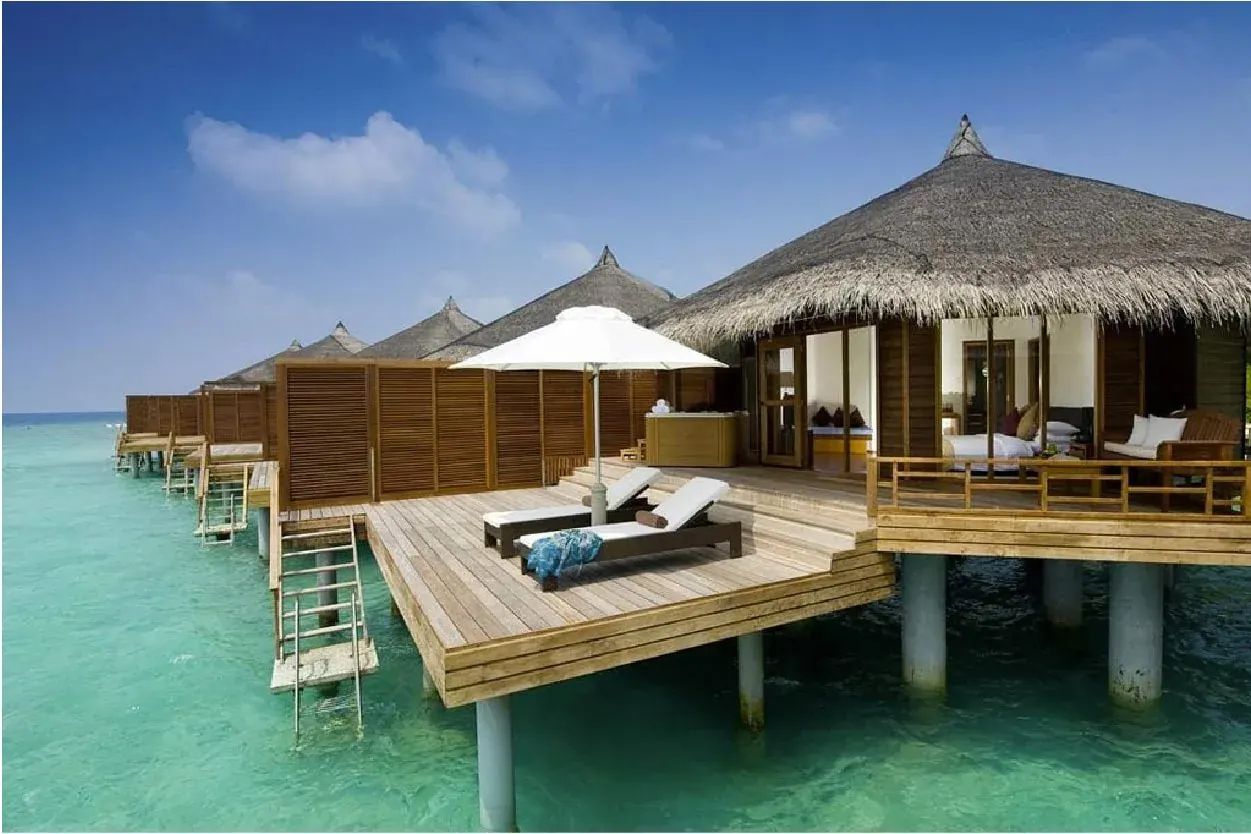 Medhufushi Island Resort: photograph published by The Travel Book with this package